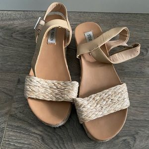 Steve Madden platform sandals